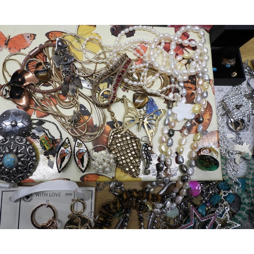 835 - A large collection of costume jewellery to include Butler & Wilson, vintage Czech glass, a scott... 