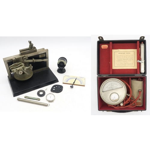 516 - A collection of medical instruments, to include a microtome slicing contraption by M. Schanze, Leipz... 