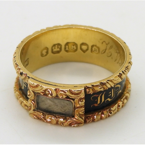 2724 - A MOURNING RINGwith Victorian London hallmarks for 1839, inscribed 'H. Waine died 30th January 1839 ... 