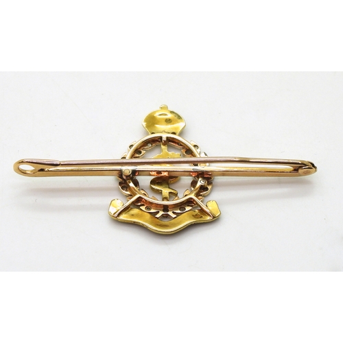 2737 - A SWEETHEART BROOCHfor the Royal Army Medical Corps, made in 15ct yellow gold and platinum, enamelle... 