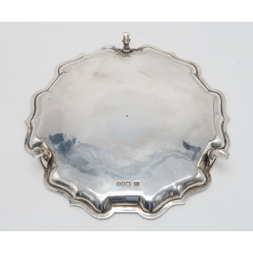 2489 - A LATE-VICTORIAN SILVER WAITERby James & William Deakin, London 1900, of shaped circular form, w... 