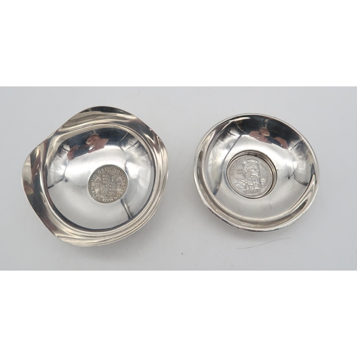 306 - A pair of late-Victorian 'Cartwheel Penny' silver coin dishes, by Andrew Barrett & Sons, London ... 