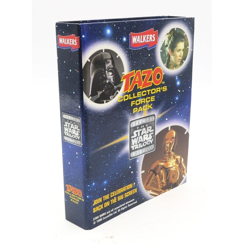 548 - Star Wars: a collection of 1990s/2000s-era small scale action figures and a Tazo Collector's Force P... 