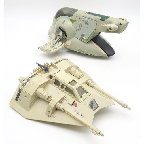 550 - Star Wars: a Kenner 1979 Millennium Falcon (with instruction booklet), 1981 Boba Fett Slave I ship, ... 