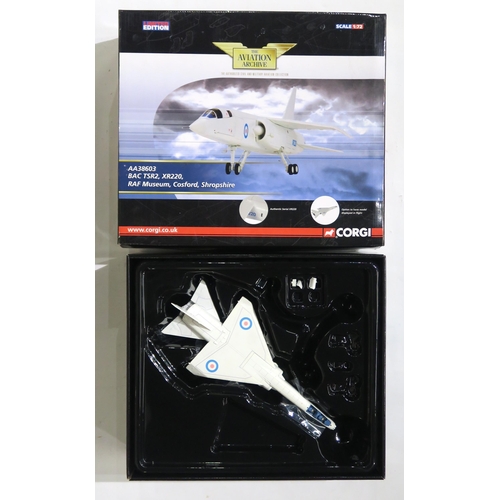 556 - Corgi Aviation Archive 1:72-scale AA36903 Junkers Ju-52 3/m - British Airways, Gatwick Airport, Lond... 