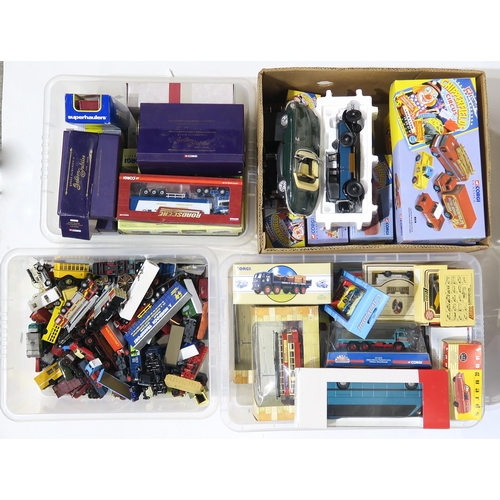 562 - A large quantity of mainly boxed Corgi die-cast model vehicles, to include the Chipperfield's Circus... 