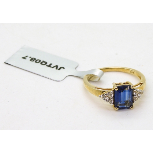 794 - A 9ct gold dark blue kyanite and white zircon ring, size O, weight 2.3gms