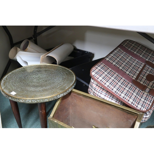 125 - A large mixed lot to include ceramics, suitcases, bowls etc 