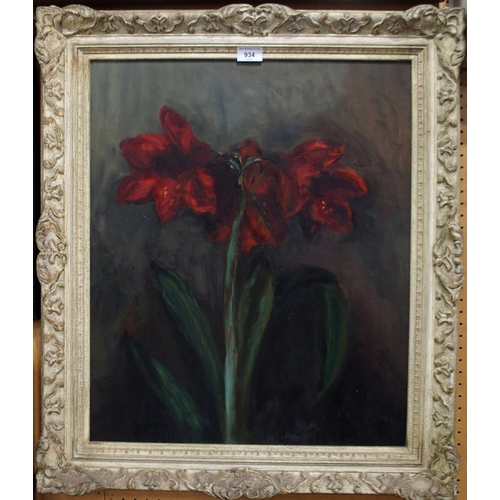 934 - BETTY MACLAY (SCOTTISH CONTEMPORARY) AMARYLLIS Oil on board, signed lower right, 60 x 49cm... 