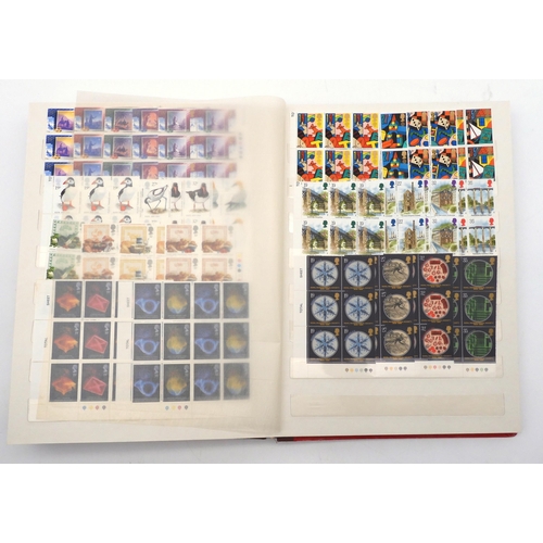 394 - GREAT BRITAIN a large quantity in two stock books, mainly commemorative but to include decimal defin... 