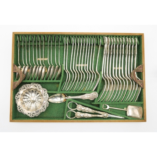 2500 - A CANTEEN OF VICTORIAN SILVER QUEEN'S PATTERN CUTLERYin four layers, assorted makers and dates, main... 