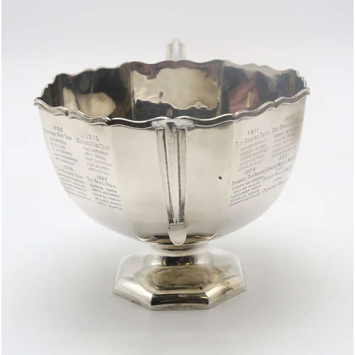 2503 - AN EDWARDIAN SCOTTISH SILVER PRESENTATION TROPHY CUPby Hamilton & Inches, Edinburgh 1908, of fac... 