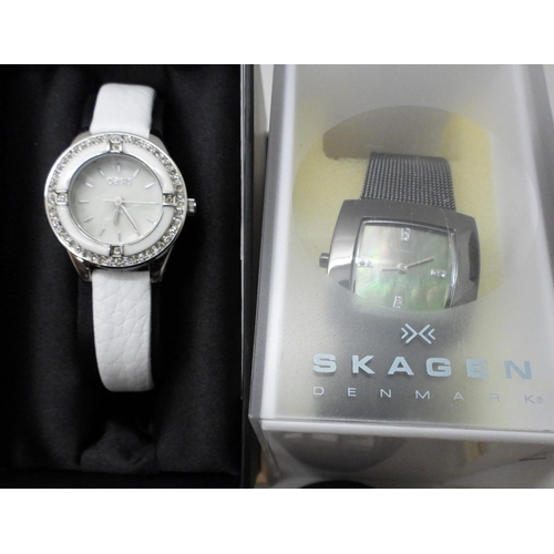 845 - A large collection of ladies fashion watches, to include, a mother of pearl dial Skagen watch, a Lor... 