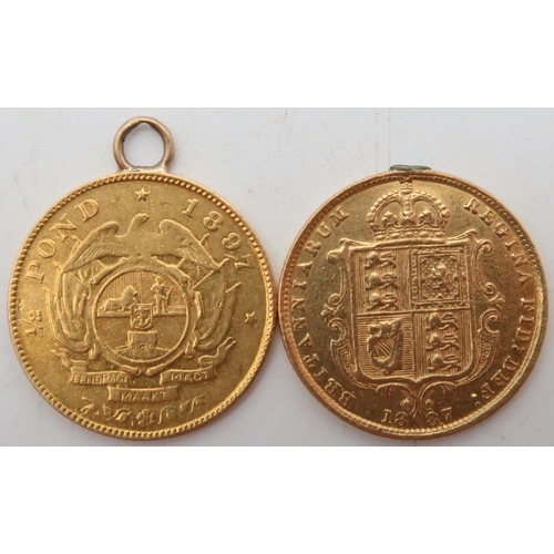 260 - A South African 1 Pond, 1897 with yellow metal mount, approx. 4 grams together with a Victoria half ... 