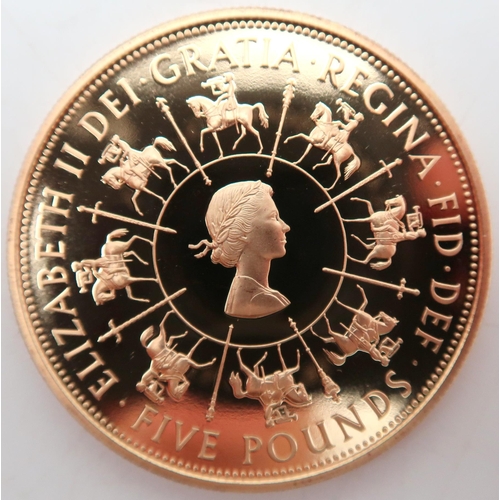 492 - ELIZABETH II 40th Coronation Jubilee; Gold Proof 5 Pounds 1993Obverse at the centre is the... 