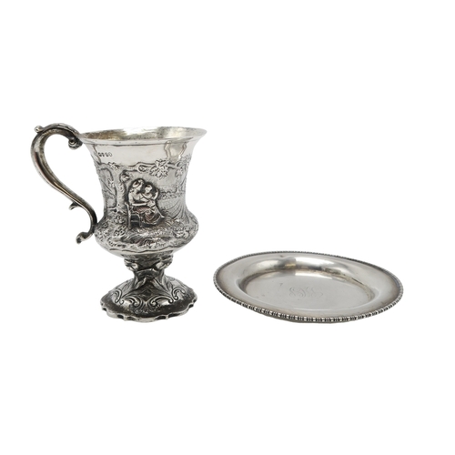 2509 - A WILLIAM IV SILVER MUGby Joseph Angell I & John Angell I, London 1833, of campagna form, with c... 