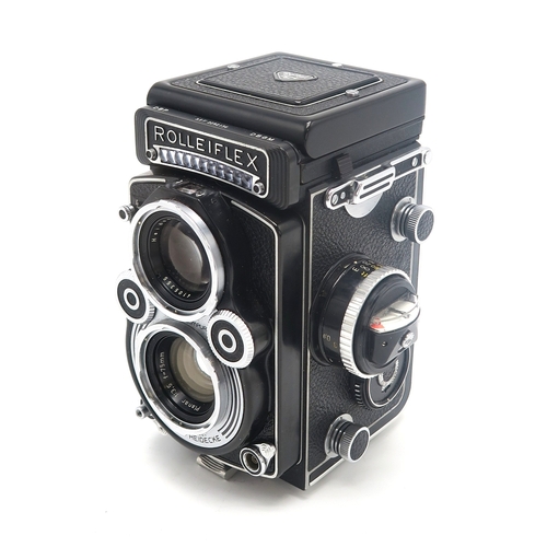 2625 - A ROLLEIFLEX 3.5F MEDIUM FORMAT CAMERASerial no. 2292136, fitted with Heidosmat 1:2.8/7.5 (no. 41053... 