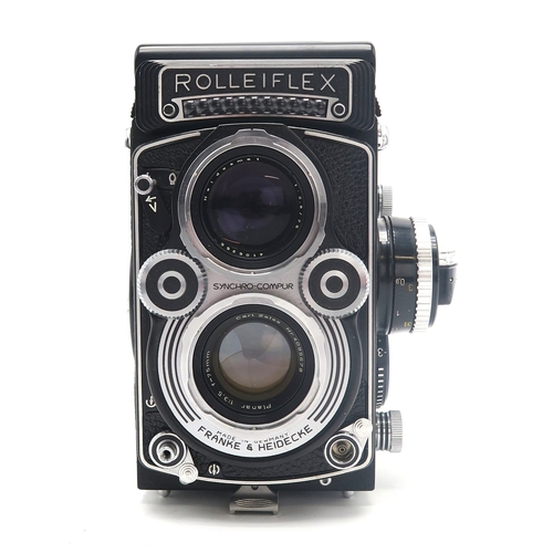 2625 - A ROLLEIFLEX 3.5F MEDIUM FORMAT CAMERASerial no. 2292136, fitted with Heidosmat 1:2.8/7.5 (no. 41053... 