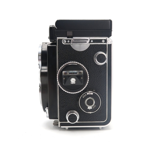 2625 - A ROLLEIFLEX 3.5F MEDIUM FORMAT CAMERASerial no. 2292136, fitted with Heidosmat 1:2.8/7.5 (no. 41053... 