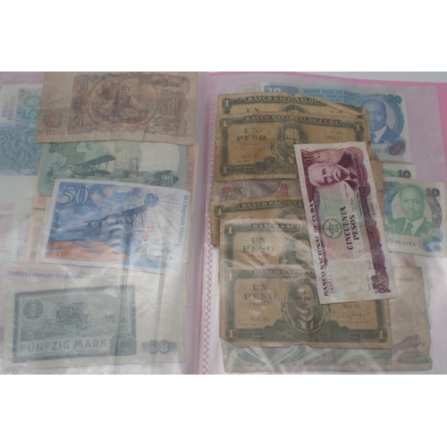 225 - A lot comprising a collection of worldwide banknotes and a quantity of worldwide coins