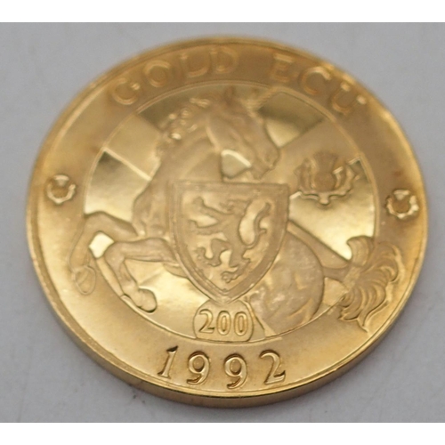 233 - SCOTLAND a rare gold commemorative 200 ECU coin 1992Obverse - Neptune and Europa flanking a global r... 