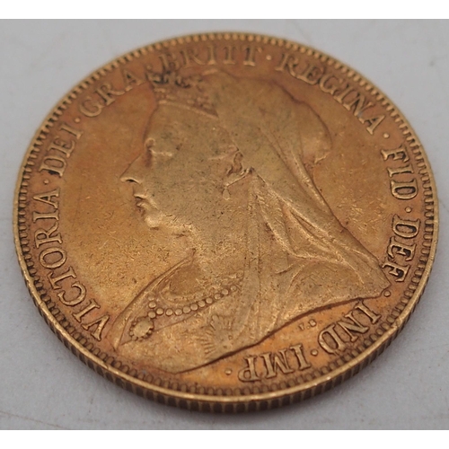 234 - Victoria (1837-1901) 1 Sovereign 1898Obverse older crowned and veiled bust ('Old Head') of Queen Vic... 