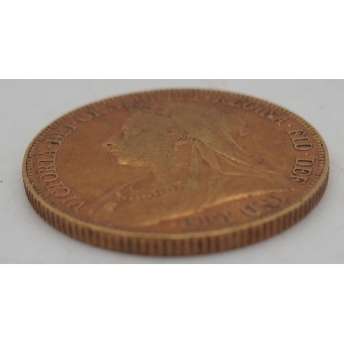 234 - Victoria (1837-1901) 1 Sovereign 1898Obverse older crowned and veiled bust ('Old Head') of Queen Vic... 