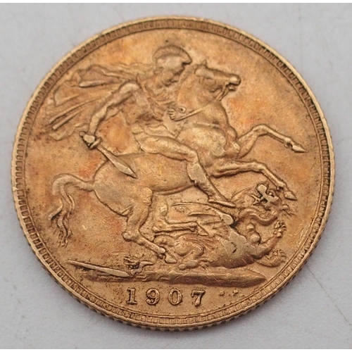 235 - EDWARD VII (1901-1910) 1 Sovereign 1907Obverse portrait of King Edward VII facing right legend aroun... 