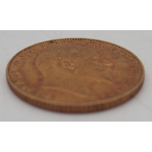 235 - EDWARD VII (1901-1910) 1 Sovereign 1907Obverse portrait of King Edward VII facing right legend aroun... 