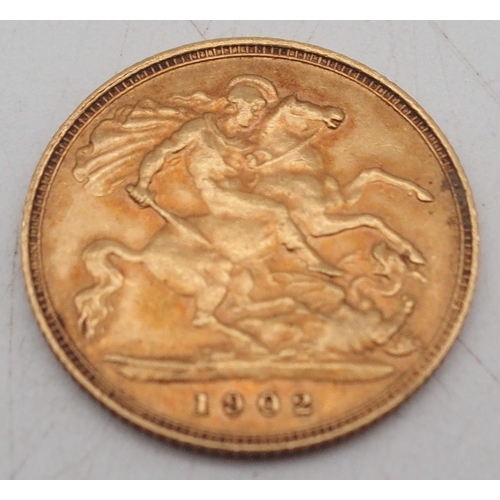 241 - EDWARD VII ½ Sovereign 1902Obverse portrait of King Edward VII facing right legend aroun... 