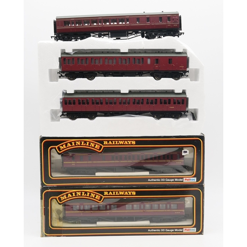 377 - Bachmann Brach-Line 00-gauge goods wagons, boxed - 37-500Y Set of 24T Hopper Wagons BR Grey 'Iron Or... 