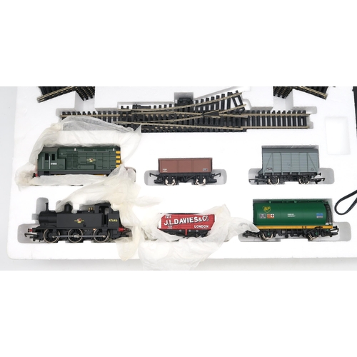 379 - A Hornby 00-gauge Mixed Goods Digital Train Set, an Elite Digital Command Control System and further... 