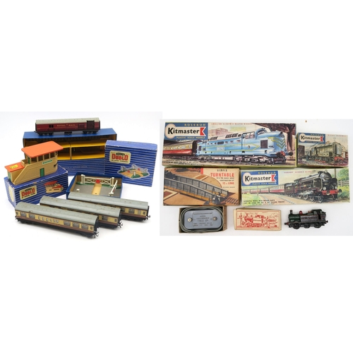 383 - A quantity of mixed model railway, to include boxed Hornby Dublo station accessories, model kits by ... 