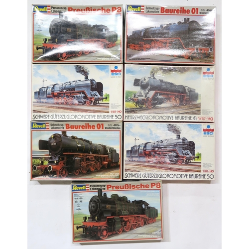 385 - Assorted 1:87/HO-scale model kits by Revell and Esci, together with Hornby 'Mallard' locomotive and ... 