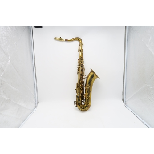 285 - SELMER a Selmer Mark VI saxophone serial number M60086 no serial number to the crook with an Otto Li... 