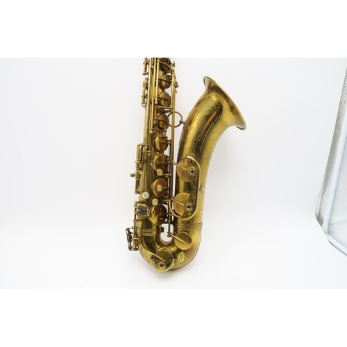 285 - SELMER a Selmer Mark VI saxophone serial number M60086 no serial number to the crook with an Otto Li... 