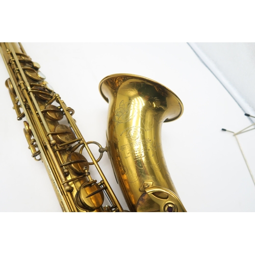 285 - SELMER a Selmer Mark VI saxophone serial number M60086 no serial number to the crook with an Otto Li... 