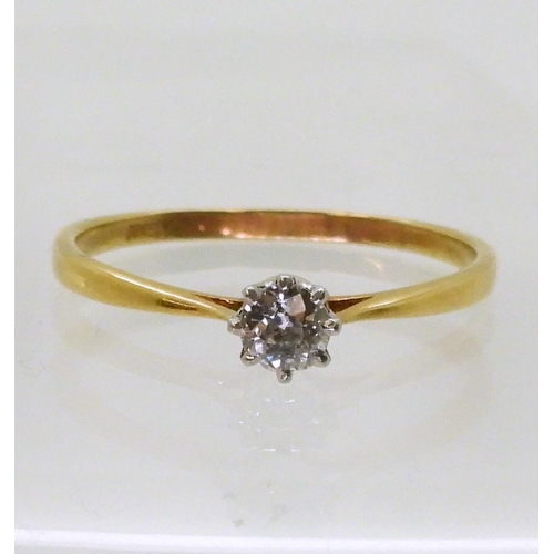 737 - An 18ct gold diamond solitaire of estimated approx 0.25cts, finger size V, weight 2.3gms