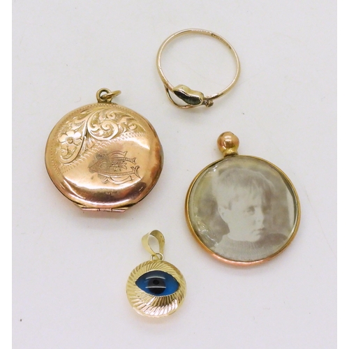 780 - A collection of 9ct and yellow metal, a back & front locket, a photo locket (af) ring weight all... 