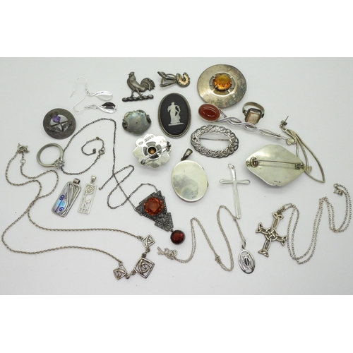 790 - A collection of silver and costume jewellery to include, a citrine and marcasite pendant, an Ortak e... 