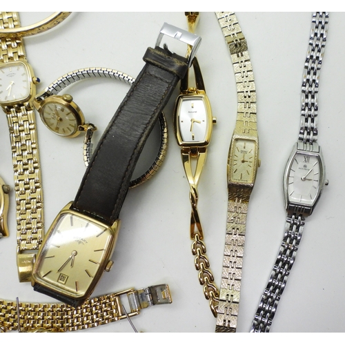 811 - A 9ct gold cased gents Record watch, with London hallmarks for 1964, and a ladies Elco watch, weight... 