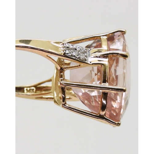 2817 - A KUNZITE STATEMENT RINGmeasuring 20mm x 15mm x 11mm, in 14k gold multi claw basket setting, with di... 