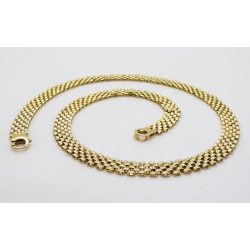 2828 - AN 18CT BLOCK PATTERN CHAINlength of the necklace 43.5cm, weight 28.2gms