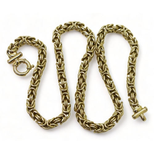 2838 - AN ITALIAN FANCY KNOT CHAINmade in 9ct gold, with large decorative bolt ring closure, thickness of t... 