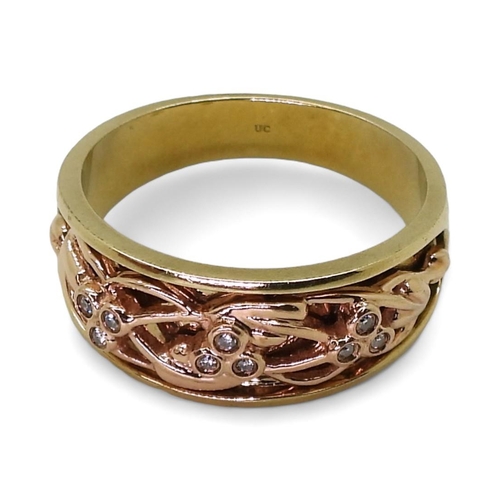 729 - A 9ct gold 'Clogau Gold' ring 'Cariad Am Byth - Beloved forever' pattern set with nine diamonds set ... 