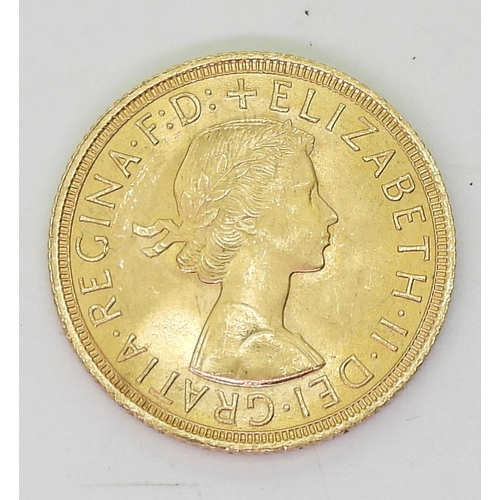 411 - Elizabeth II (1952-2022) 1 Sovereign 1958Obverse 1st portrait of Queen Elizabeth II laureate ri... 