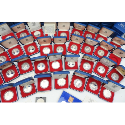 419 - Elizabeth II (1952-2022) Proof Issue Silver Coinsa lot comprising 100 various Queen Elizabeth S... 