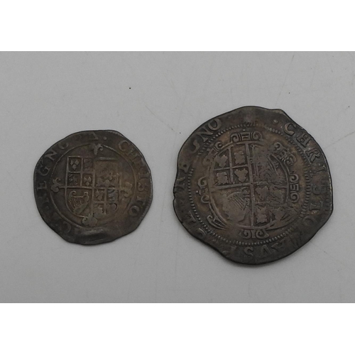 423 - CHARLES I (1625-1649) 1/2 Crown London MintObverse King Charles I on horseback left with sword raise... 