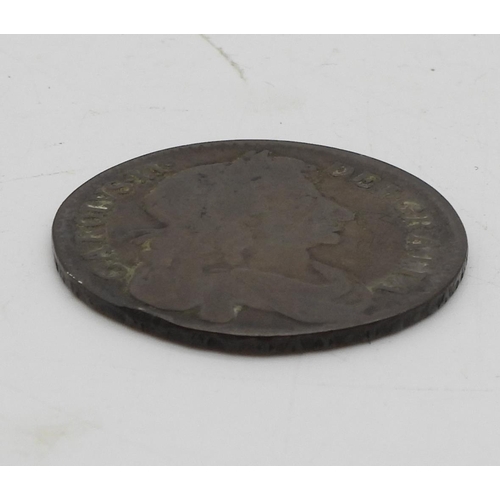 424 - Charles II (1660-1685) 1/2 Crown 1676Obverse laureate and draped bust of King Charles II right,... 