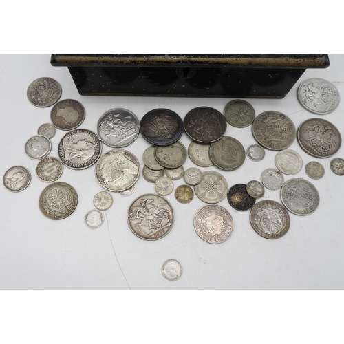 441 - Great Britain a lot comprising various Victorian crowns, 1/2 crowns and pre 1947 coins approximately... 